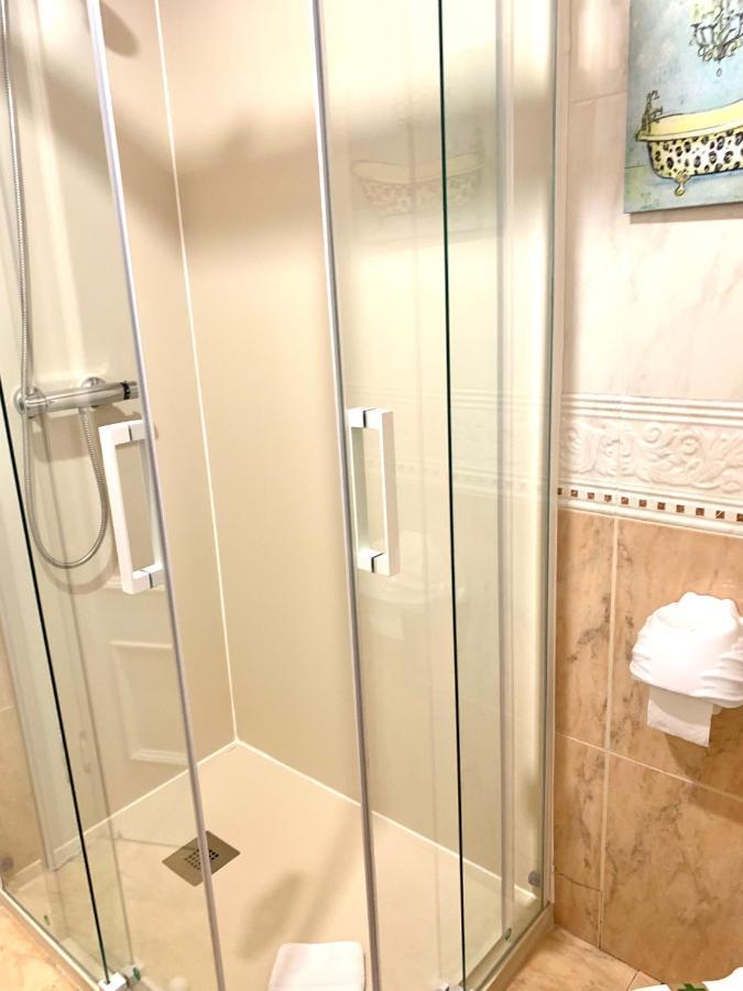 טורלאבגה Hostal Boutique Puerta Del Sol מראה חיצוני תמונה